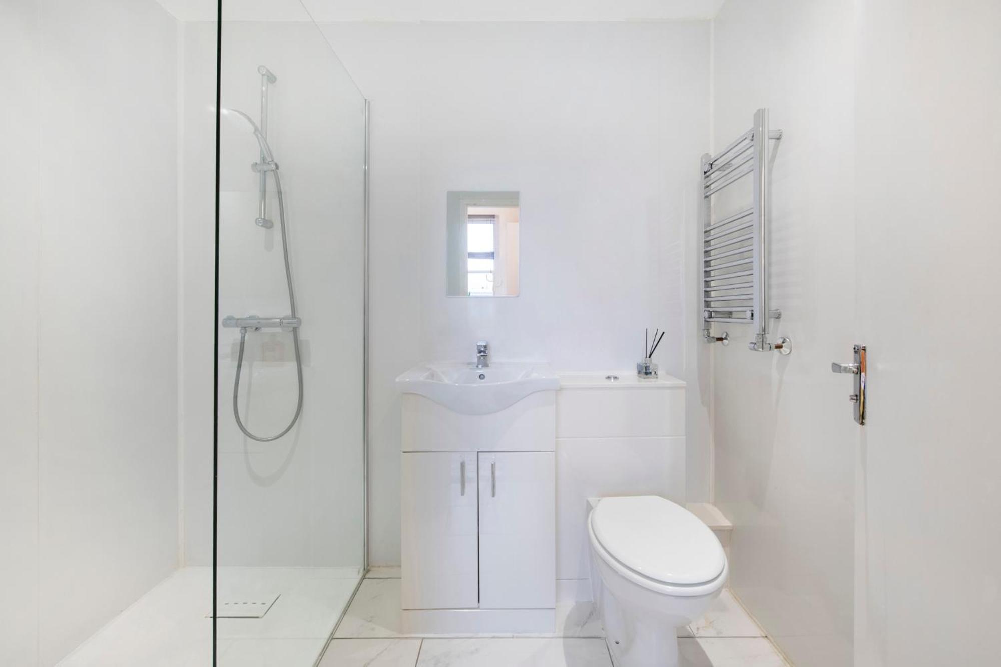 Modern Cosy Serviced 5 Min To Angel Station, 02 Academy Islington, Kings Cross Station, Free Wifi, Tea, Coffee